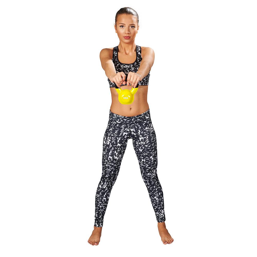 Kettlebells Vinyl mit Model vorder Schulter Übung