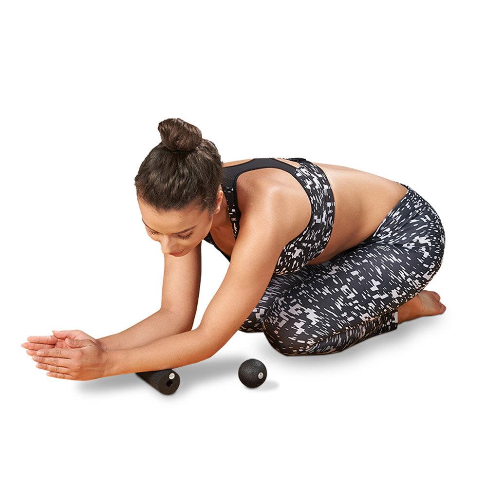 Faszienset Lua Mini und Bola mit Model Unterarmmassage